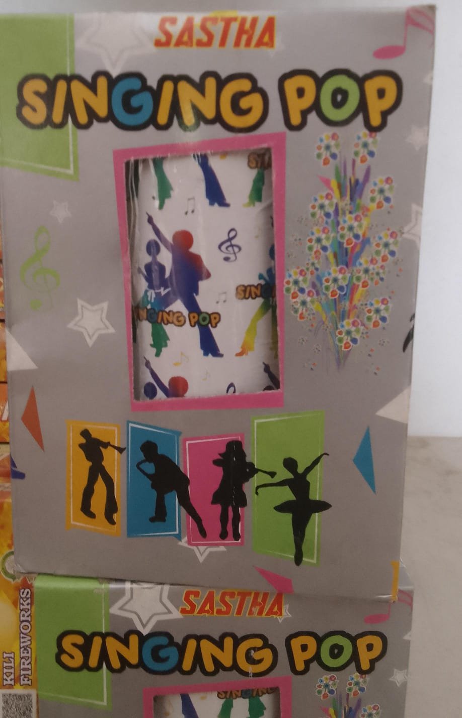 inba Crackers SINGING POP Fancy Chill Fountain
